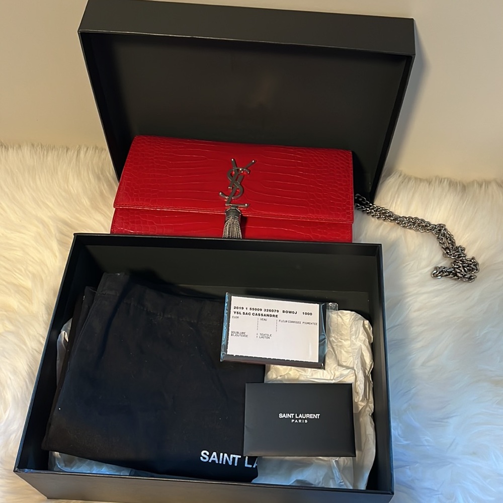 YSL Medium Kate Chain Bag in Crocodile Leather - Picture 14 of 17